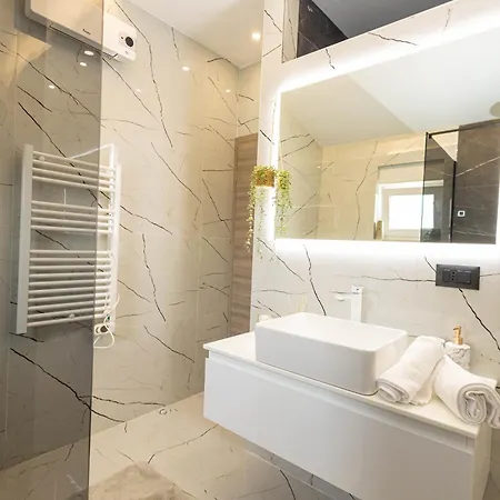 Luxury Seayou * Kastela
